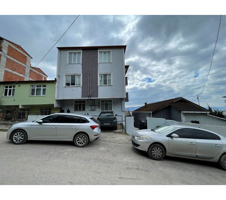 Körfez Çamlıtepe’de 2+1 Kiralık Daire