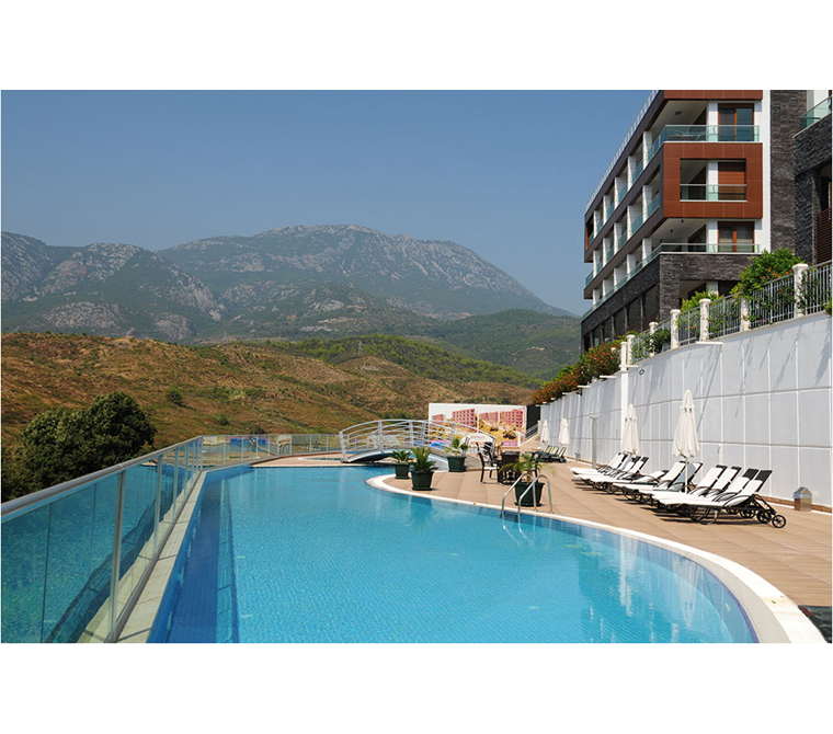 GOLF AQUA APARTMENTS