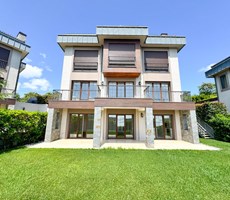 ZEKERİYAKÖY MANZARATEPE SİTESİ'NDE ÖZEL 6+2 MÜSTAKİL VİLLA