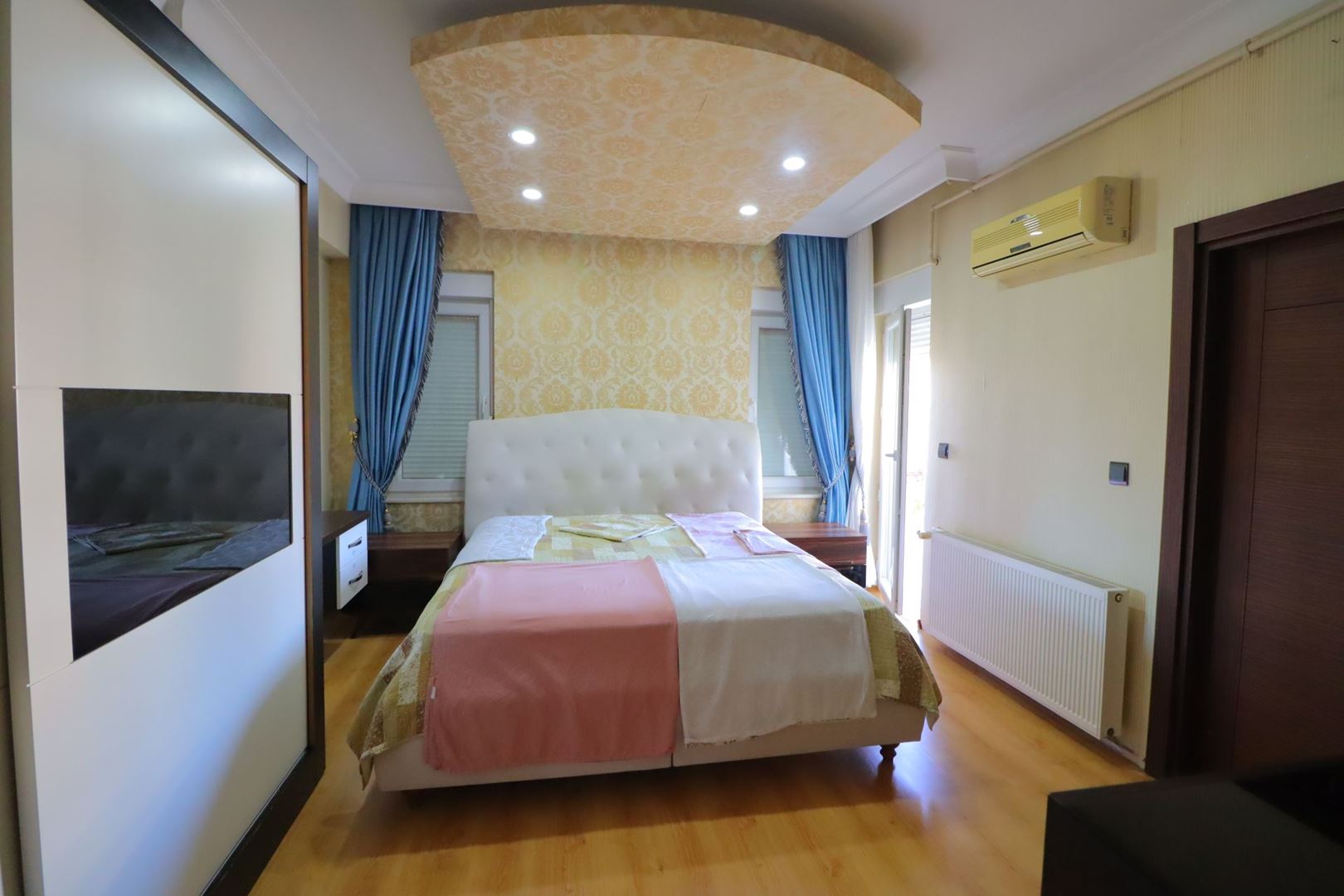 Property-photo