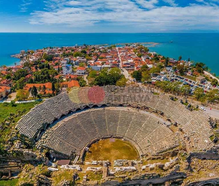 Antalya Manavgat Side'de Lüks Sitede Satılık Suit Daireler | Tatil Köyü Konsepti