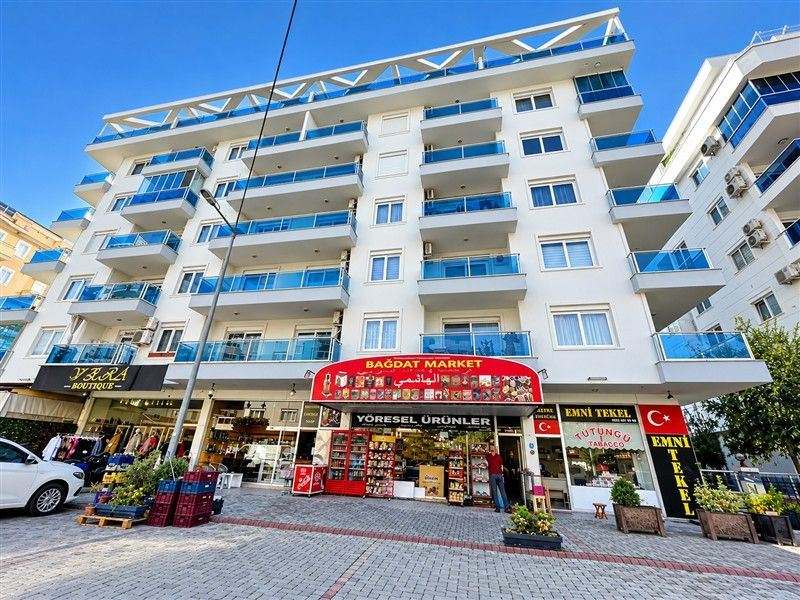 ALANYA MAHMUTLAR’DA DENİZE 400 M LÜKS EŞYALI 1+1 DAİRE