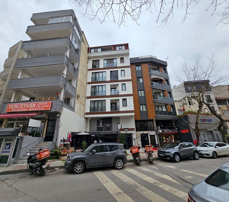 Kartal Petroliş İskanlı, Krediye Uygun 2+2 Geniş Çatı Dubleks