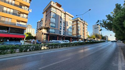 Kartal Çanakkale Cd. Üzeri Marmaray ve Metroya Yakın Satılık 3+1