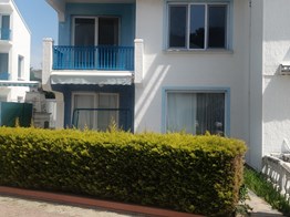 TEKİRDAĞ ÇORLU YENİCE DE HAVUZLU SİTEDE FIRSAT SATILIK VİLLA