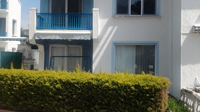 TEKİRDAĞ ÇORLU YENİCE DE HAVUZLU SİTEDE FIRSAT SATILIK VİLLA