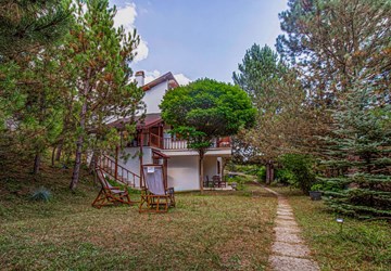 BOLU, ÇÖMLEKÇİLER'DE SİTE İÇİNDE VİLLA - ALTIN EMLAK'TAN