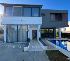 KIBRIS GİRNE OZANKÖYDE 5+1 LUXURY VİLLA !