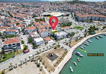 ALTIN EMLAKTAN ARMUTÇUK SAHİLDE SATILIK 2+1 DENİZ MANZARALI DAİRE
