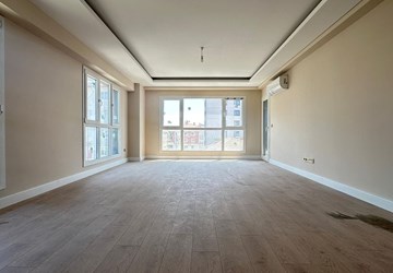 İstanbul Bağcılar Güneşli Basın ekspres Site İçinde Satılık 4+1 Daire Krediye Uygun
