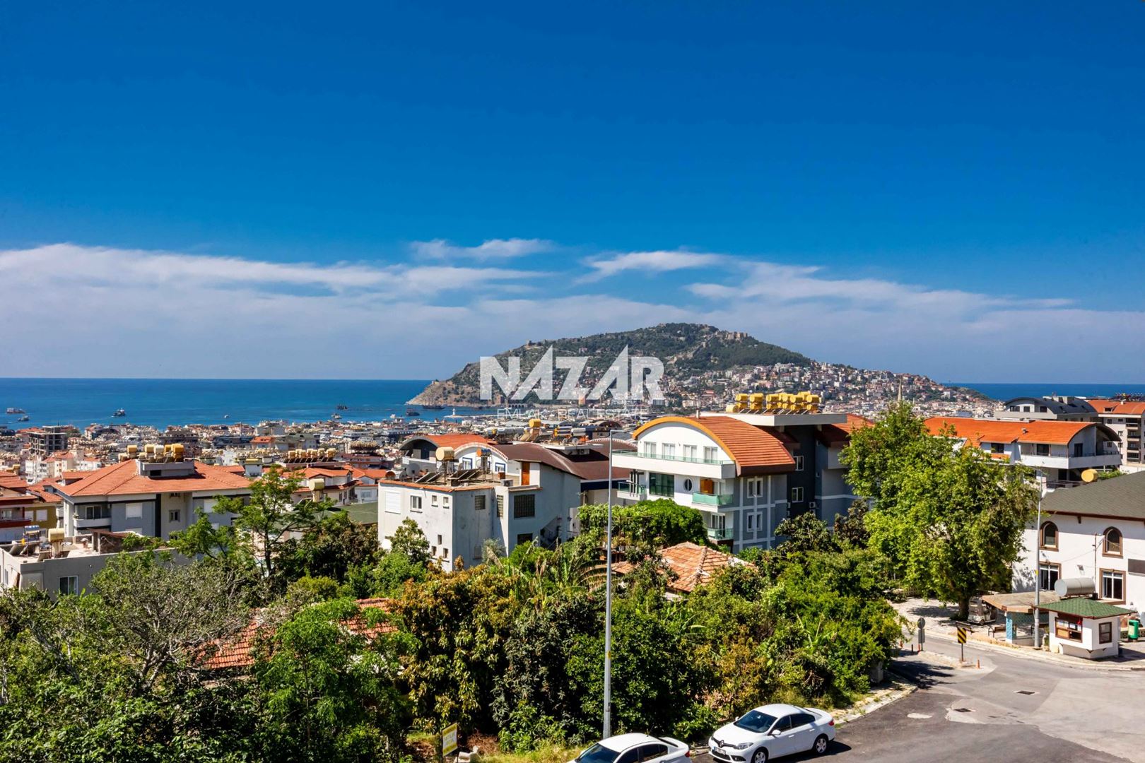Alanya Büyükhasbahçe’de Satılık 5+1 Çatı Dubleks Daire