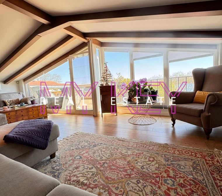 MyKey'den Sarıyer/YENİKÖY'de sahile 30m. Boğaz Manzaralı SATILIK VİLLA