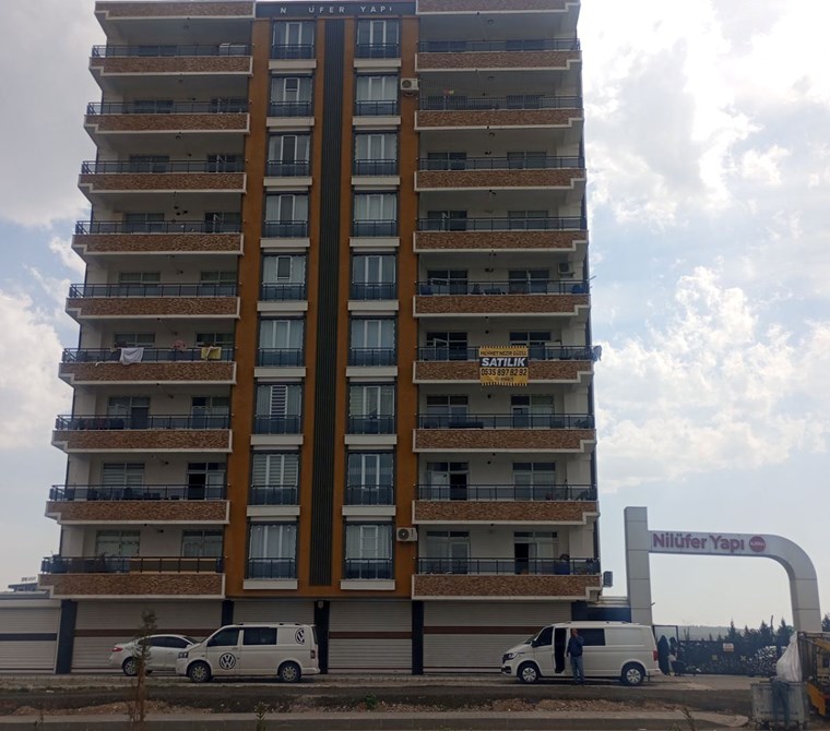 EMLAK 72 'DEN HASANKEYF YOLU ÜZERİ SATILIK (3+1) LÜKS DAİRE