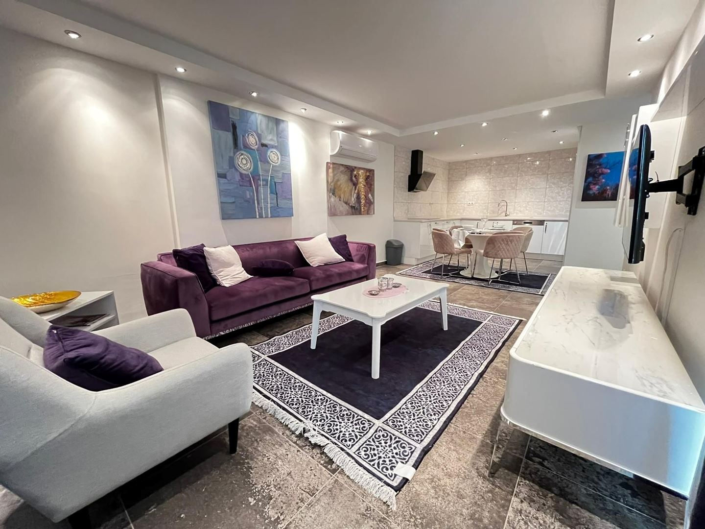ULTRA-LUXURY FURNISHED 3+1 APARTMENT IN ALANYA CIKCILLI · 2 · Photos
