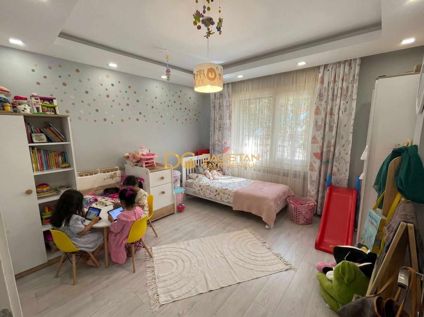 Property-photo