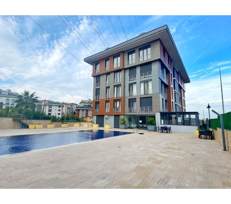 Koç Üniversitesi'ne Yakın Site İçinde Eşyalı 1+1 Kiralık Daire
