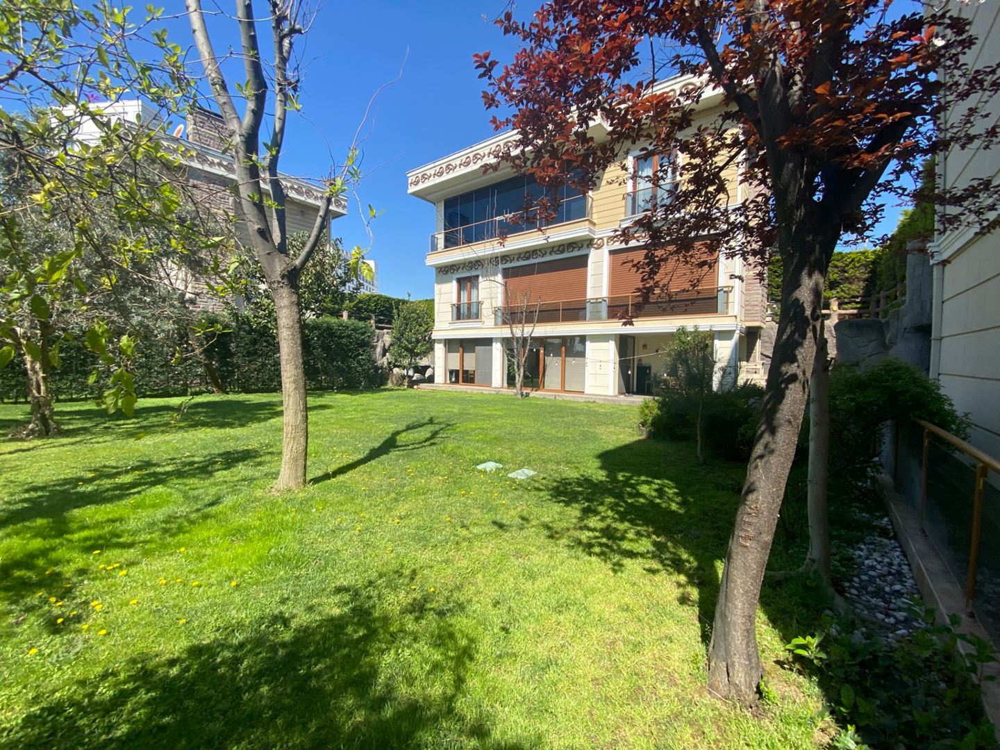 Property-photo