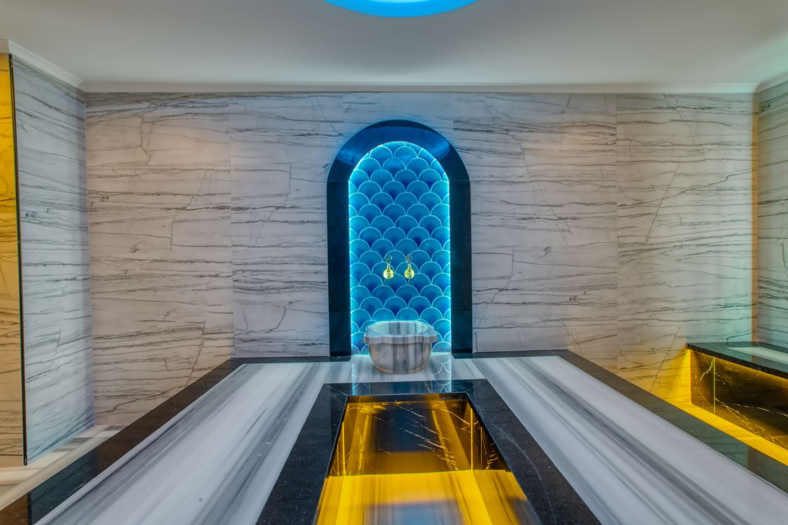 ALANYA GÜLLERPINARI’NDA MERKEZİ KONUMDA ULTRA LÜKS EŞYALI 2+1 SATILIK DAİRE · 30 · Fotoğraflar