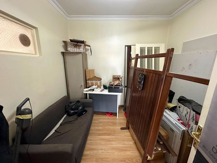 İŞ YERİNE UYGUN MİLLET CADDESİ'NDE YATIRIMLIK SATILIK DAİRE