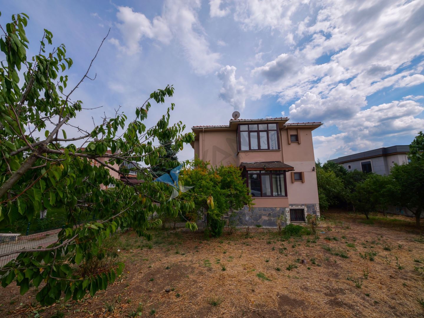 Property-photo