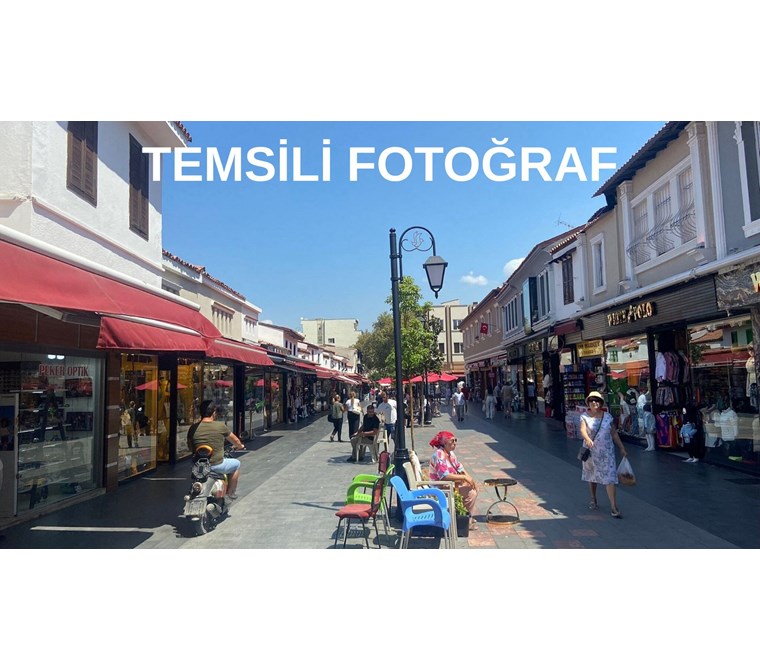 KUŞADASI SAĞLIK CADDESİNDE SATILIK YATIRIMLIK DÜKKAN