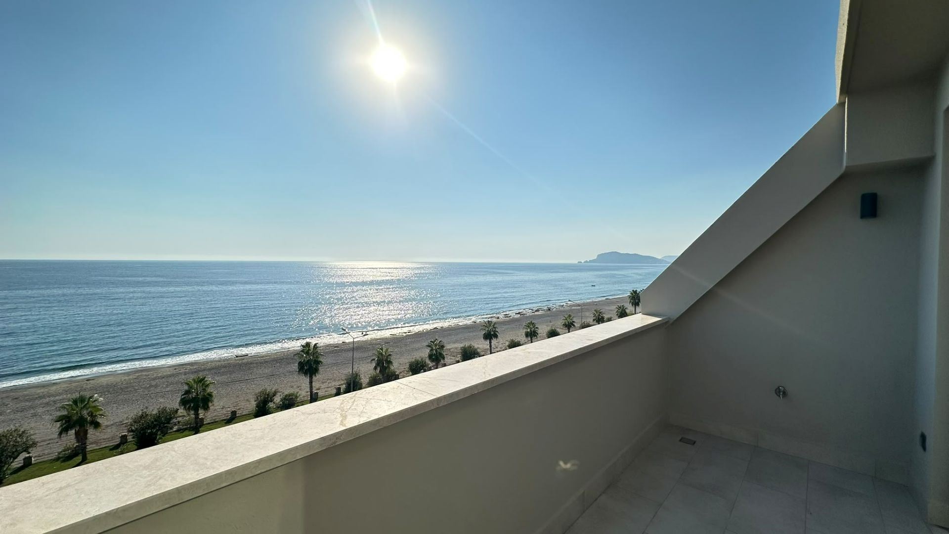 ALANYA KESTELDE DENİZE SIFIR DENİZ MANZARALI 1+1 SATILIK DUBLEKS