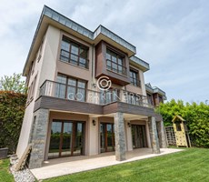 ZEKERİYAKÖY MANZARATEPE SİTESİ'NDE ÖZEL 6+2 MÜSTAKİL VİLLA