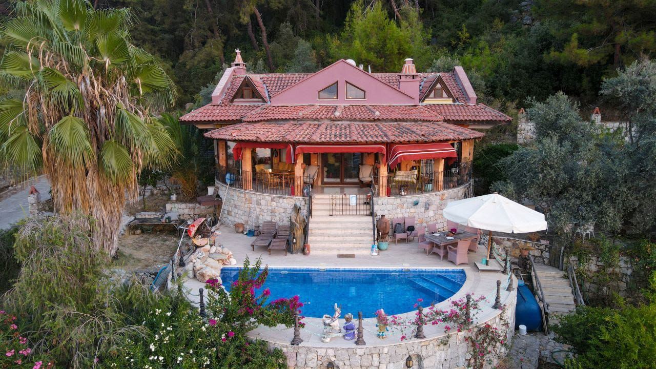 Property-photo