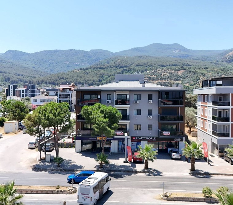 KUŞADASI DAVUTLAR'DA İLKİM İNVEST CADDE KONUTLARINDA SATILIK 2+1 SIFIR DAİRE