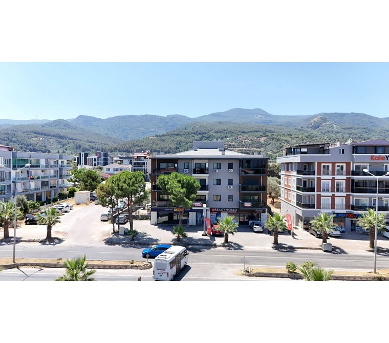 KUŞADASI DAVUTLAR'DA İLKİM İNVEST CADDE KONUTLARINDA SATILIK 2+1 SIFIR DAİRE