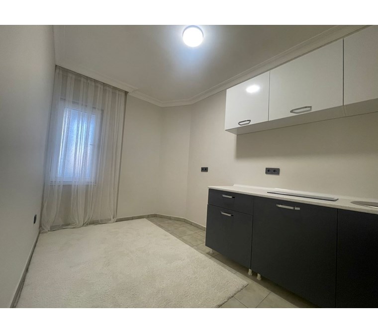 POYRAZ'DAN TAHILPAZARI MAH. SATILIK 1+1 70m² 2.KAT OFİS/DAİRE