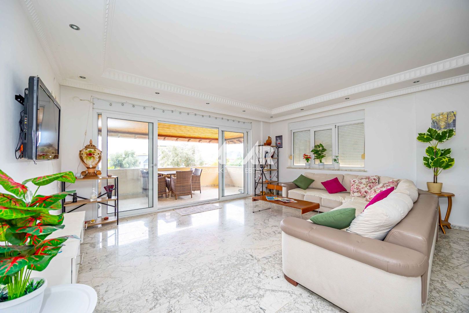 Alanya Sugözü’nde Satılık 3+1 Eşyalı İkiz Villa – 190 m2