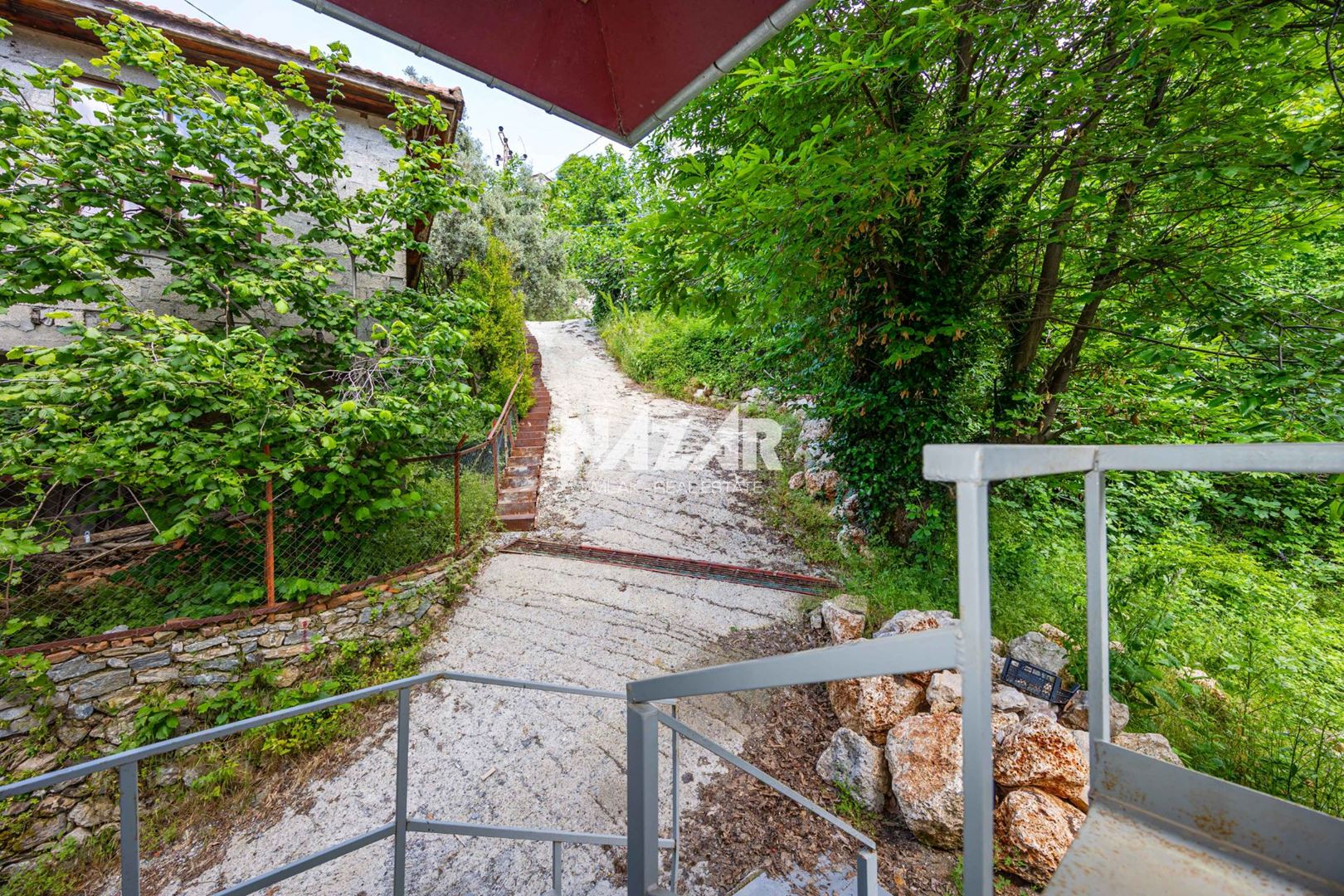 Property-photo