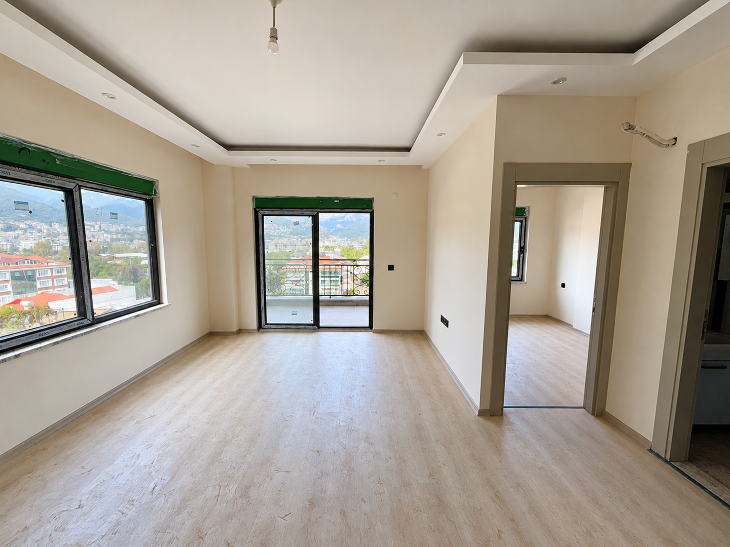 ALANYA OBA 1+1 MUHTŞEM DOĞA MANZARAI SATILIK GENİŞ DAİRE