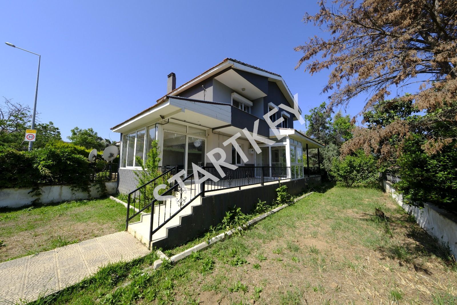 Property-photo