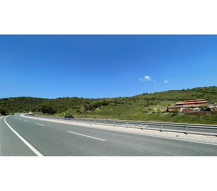 14.380 M2 LAND WITH FACE TO THE HIGHWAY IN BALIKESIR SQUARE P224068