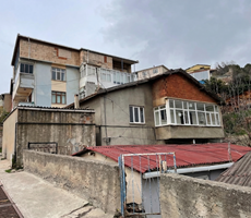 Körfez Kışladüzü’nde 211 m² Arsa İçinde 2 Katlı Müstakil Ev!