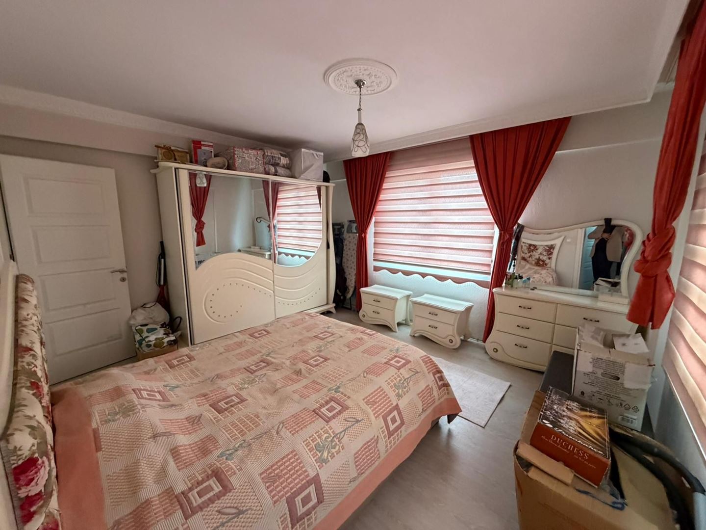 Property-photo