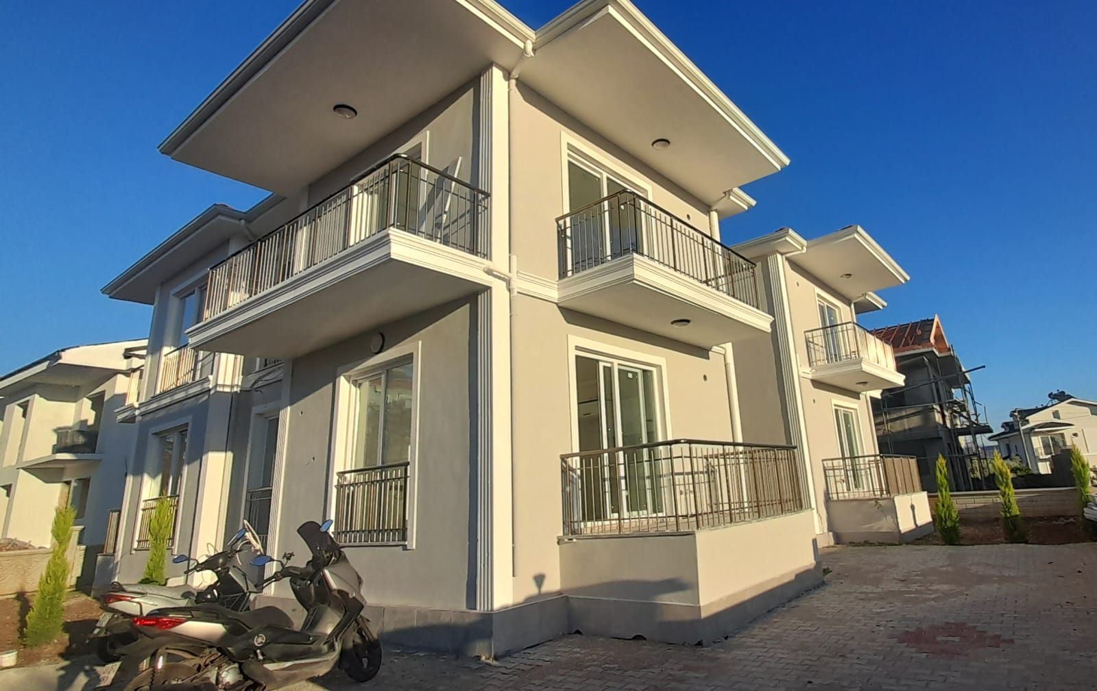 Property-photo