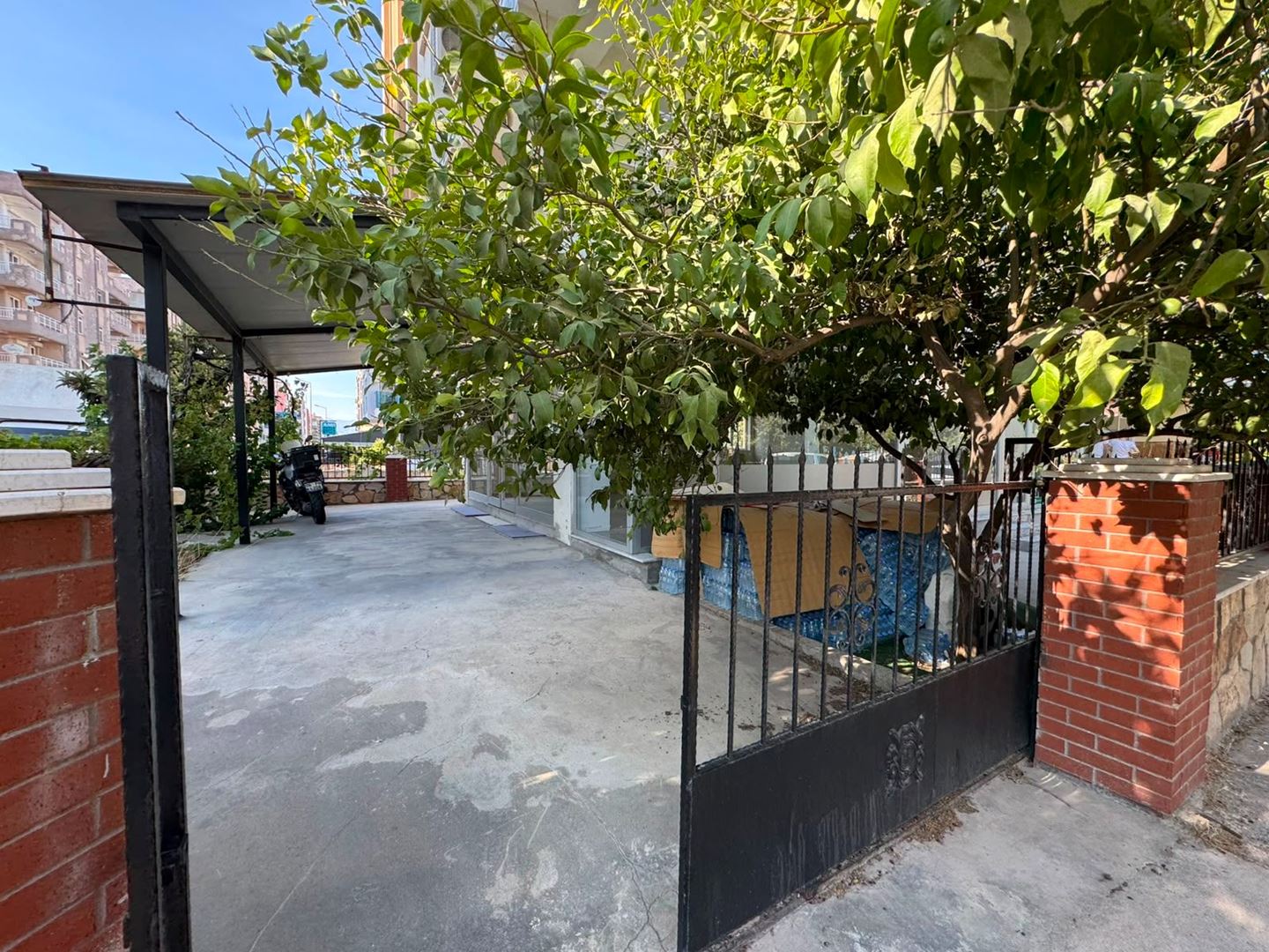 Property-photo