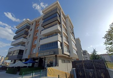 Konya Karatay ŞeyhUlemaRecepAğa Caddesi Satılık Arakat 3+1 Daire