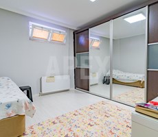 Antalya Konyaaltı Toros Mahallesi’nde Sağlık Kuruluşlarına Yakın 4+1 Satılık Ters Dubleks – 100 m²