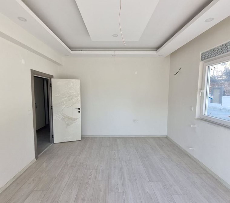 POYRAZDN ÜNSAL MH SİTEDE İÇİ SATILIK2+1 110M2 2.KAT 'SIFIR'DAİRE