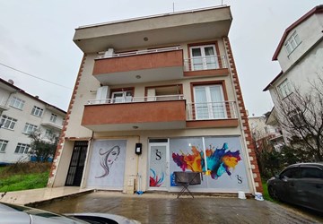 ALTIN EMLAK'TAN GÖLCÜK PİYALEPAŞA'DA TEMİZ 2+1 SATILIK DAİRE