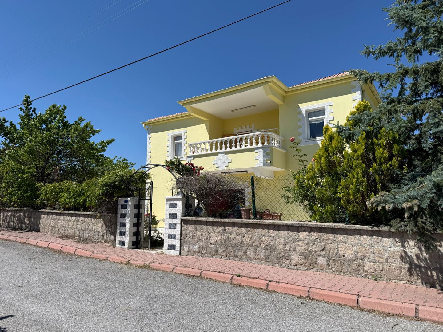 Property-photo