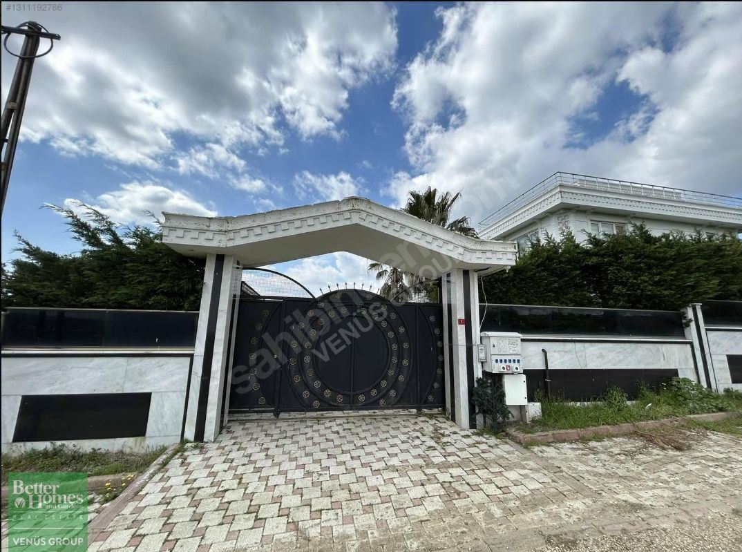 Property-photo