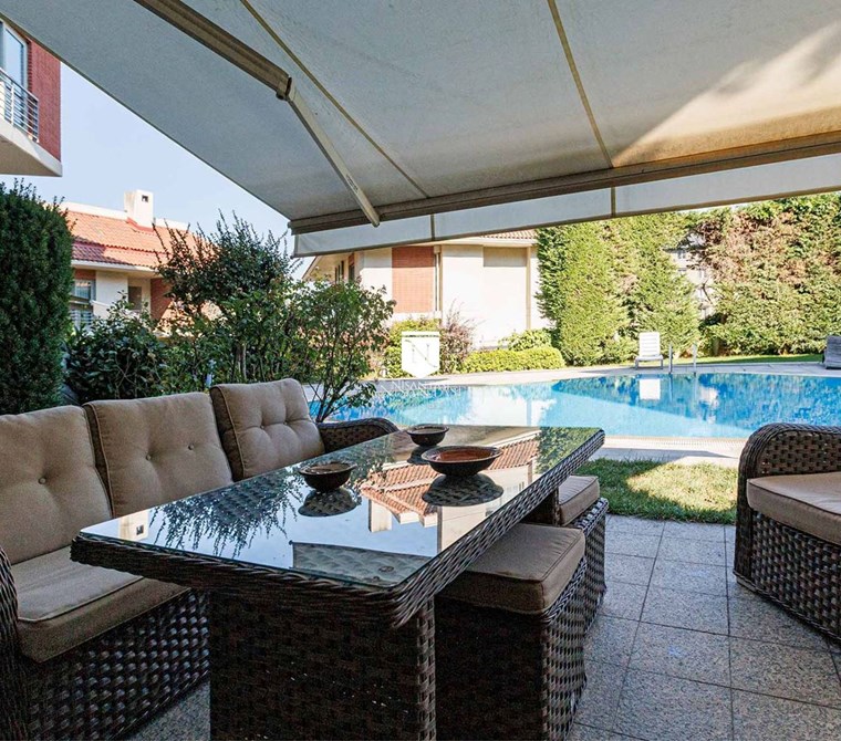 Stylish Duplex with Garden and Pool Access in Soyak Ayışığı, Kandilli