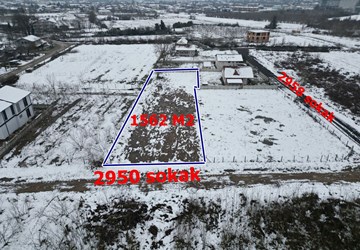 Düzce Arapçifliği Mahallesinde 1562 M2 İmarlı Arsa