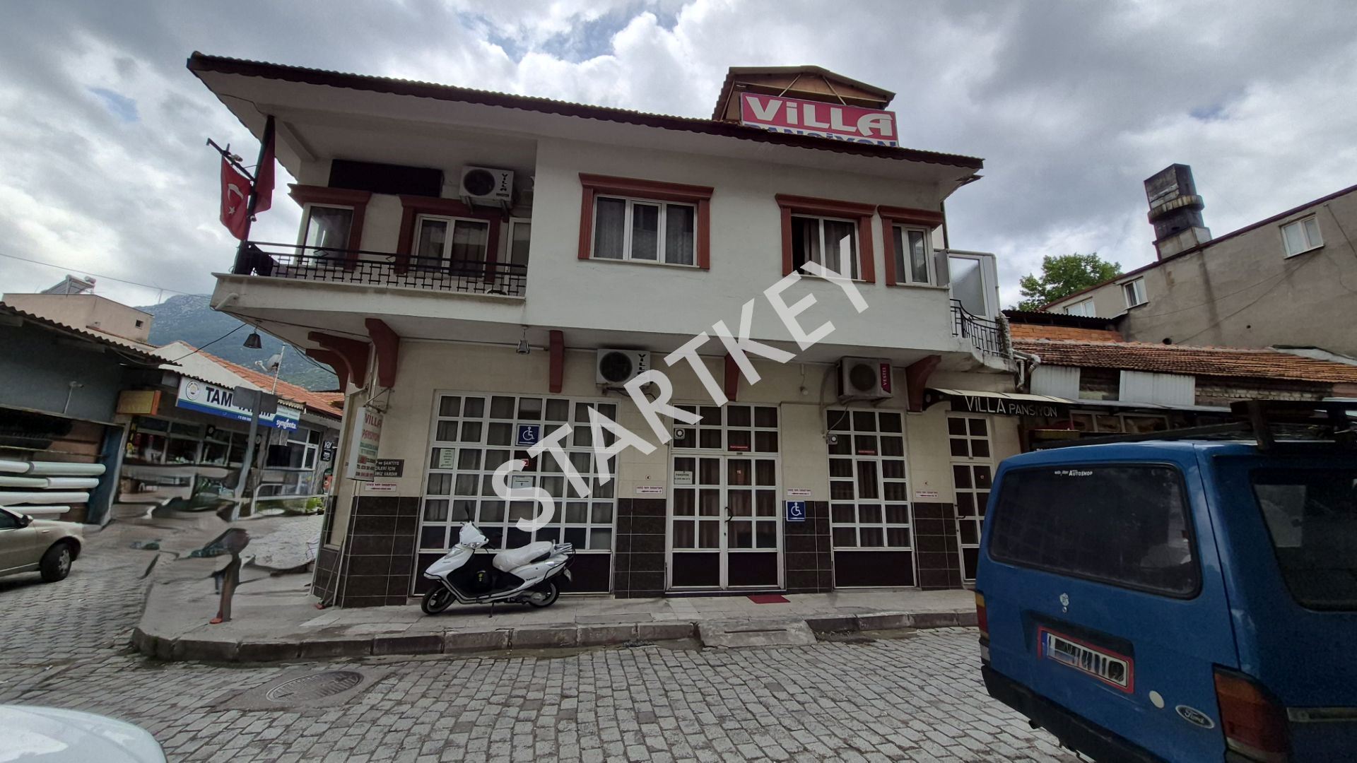 Property-photo