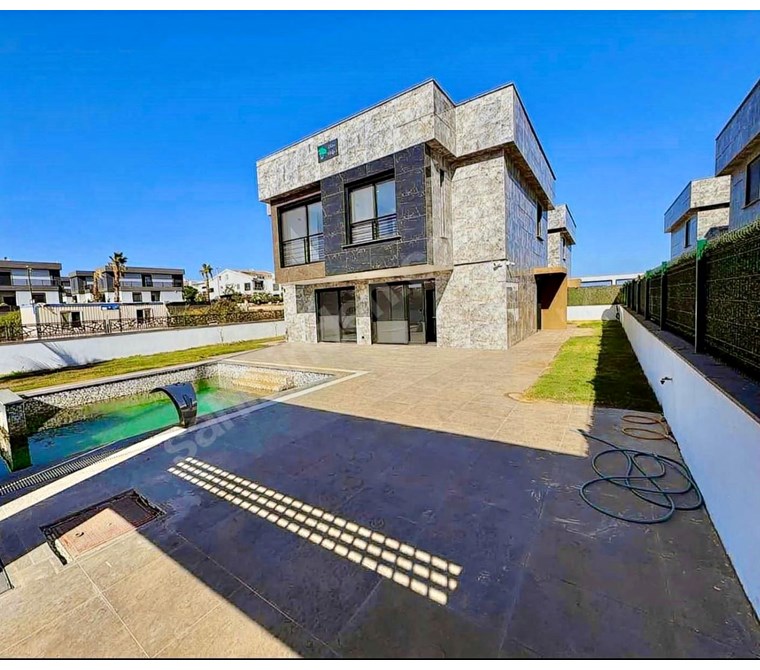 📍Didim, Efeler Mah. Tam Müstakil 5+1 Havuzlu Otaparklı Villa